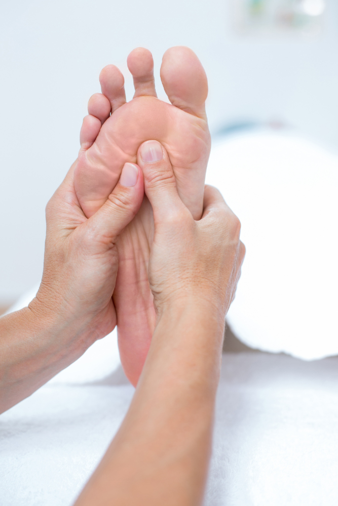 FOOT REFLEXOLOGY MASSAGE